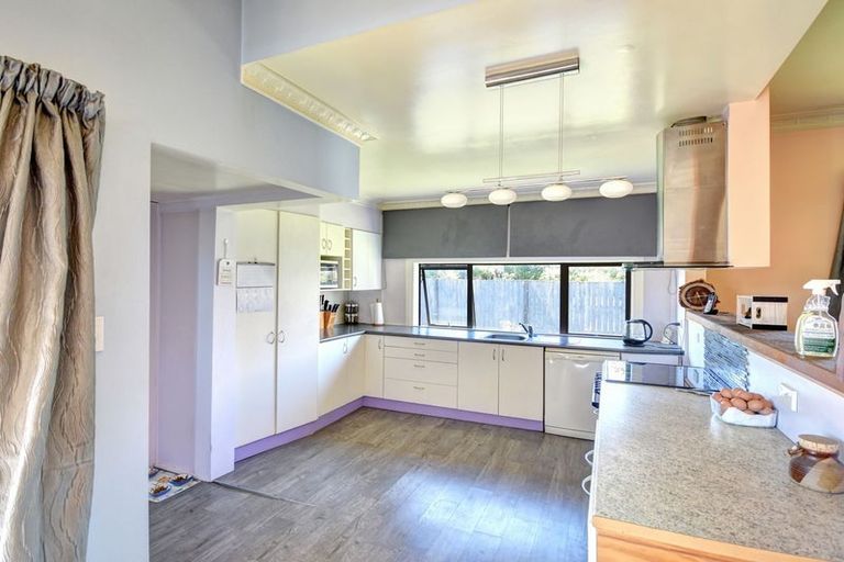 Photo of property in 37 Collins Street, Waikouaiti, 9510