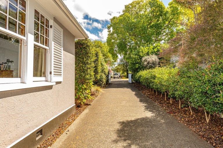 Photo of property in 17 Tarata Street, Saint Johns Hill, Whanganui, 4501