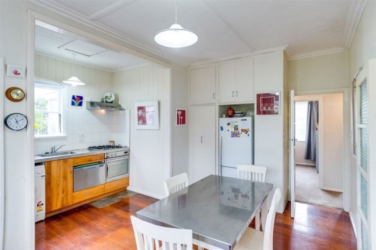 Photo of property in 978 Riverslea Road South, Longlands, Hastings, 4122