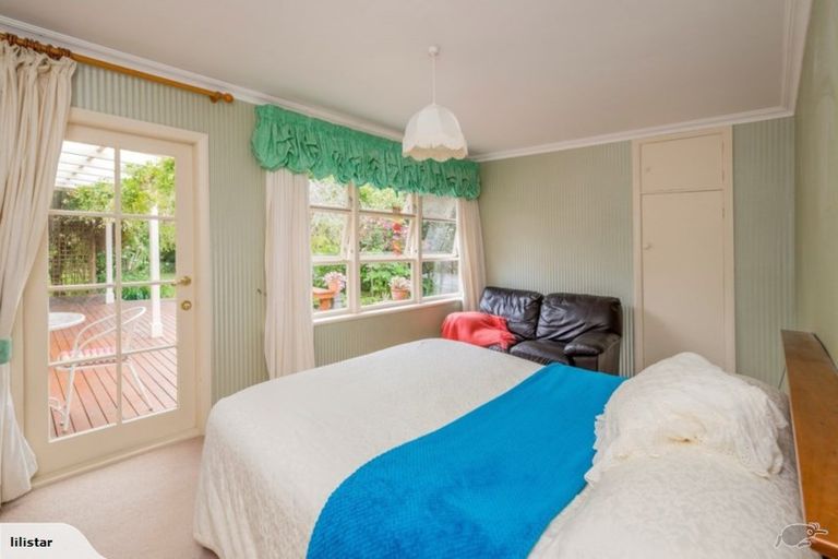 Photo of property in 141 Kawiu Road, Levin, 5510