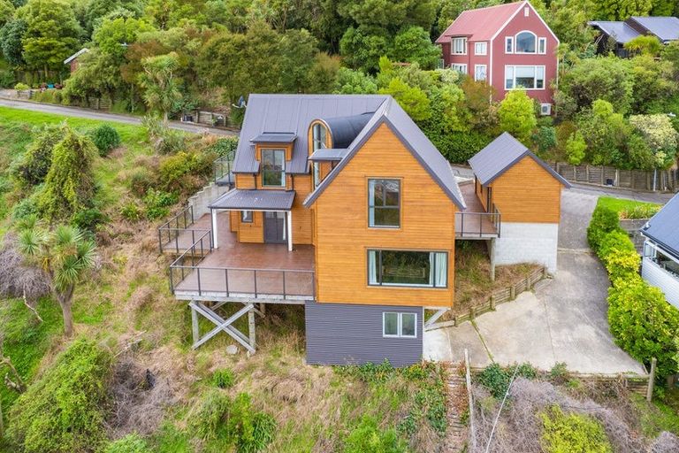 Photo of property in 30 Gilmour Terrace, Lyttelton, 8082