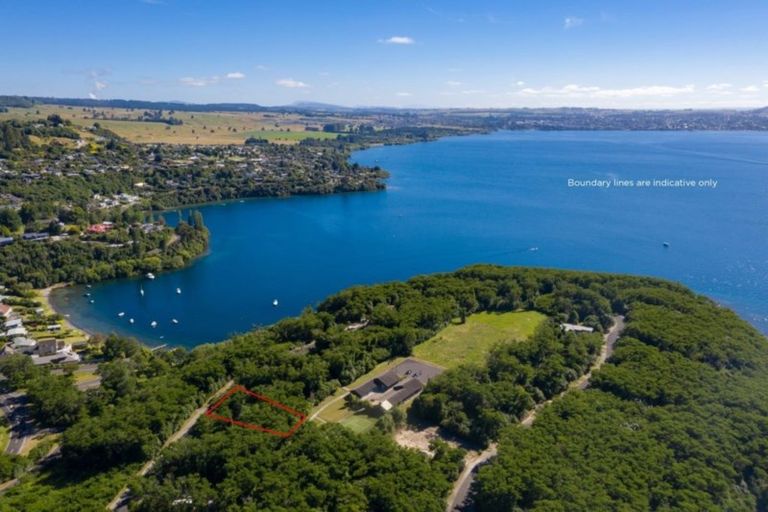 Photo of property in 22 Parawera Drive, Acacia Bay, Taupo, 3330