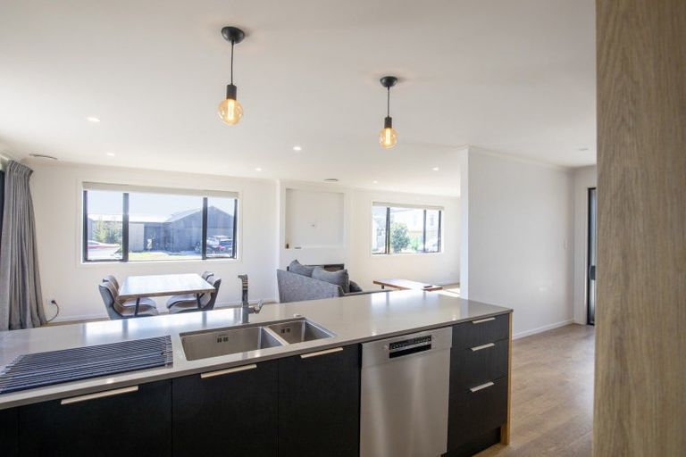 Photo of property in 2 Tunarau Street, Raglan, 3225