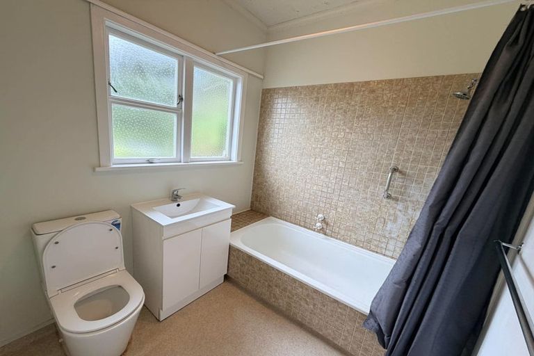 Photo of property in 106 Grafton Road, Roseneath, Wellington, 6011