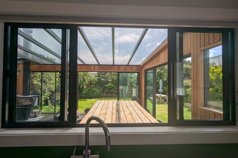 Photo of property in 80a Lyall Parade, Lyall Bay, Wellington, 6022