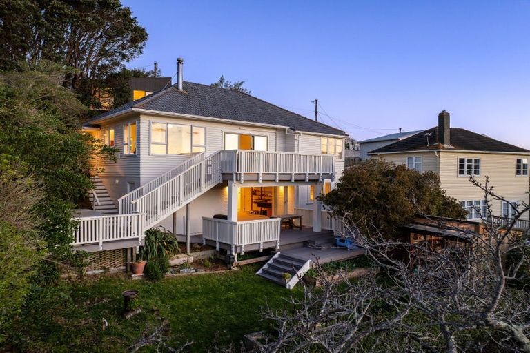 Photo of property in 167 Totara Road, Miramar, Wellington, 6022