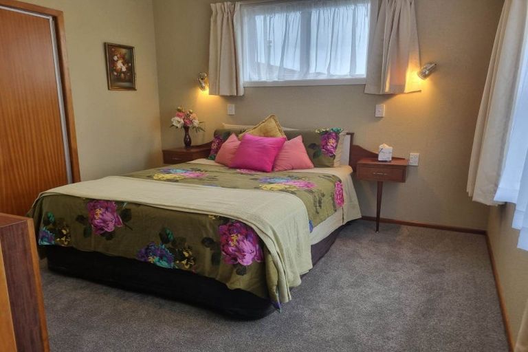 Photo of property in 9 Severn Place, Spotswood, New Plymouth, 4310