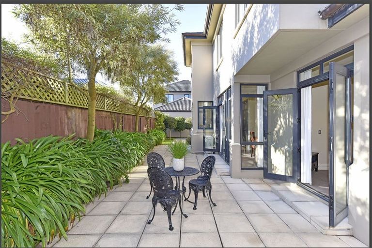 Photo of property in 55 Mansfield Avenue, St Albans, Christchurch, 8014