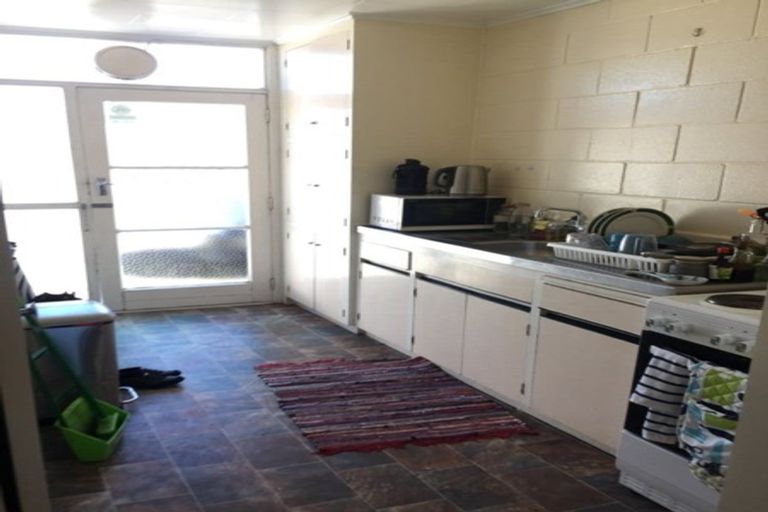 Photo of property in 16 Hua Street, Bell Block, New Plymouth, 4312