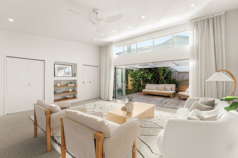Photo of property in 16b Clyde Street, Mount Maunganui, 3116