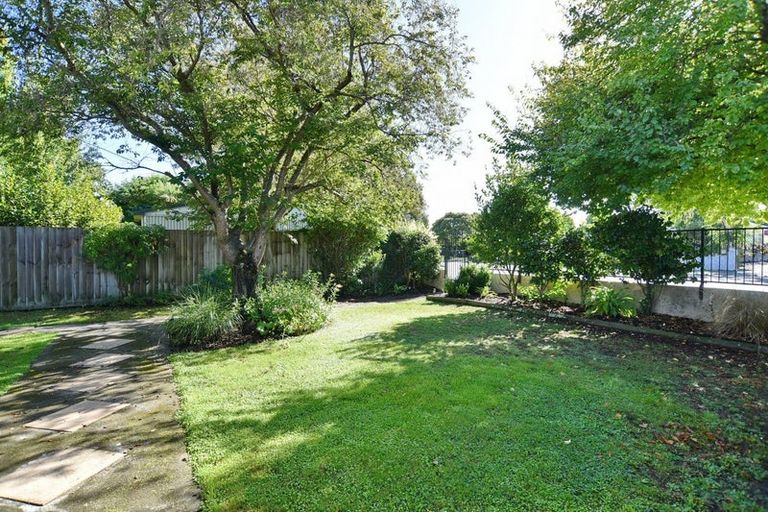 Photo of property in 79 Ayers Street, Rangiora, 7400