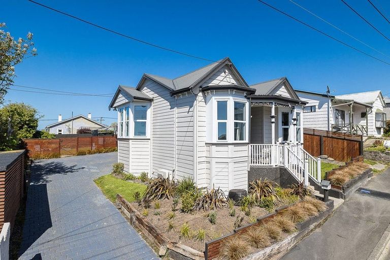 Photo of property in 3 Blair Street, Kenmure, Dunedin, 9011
