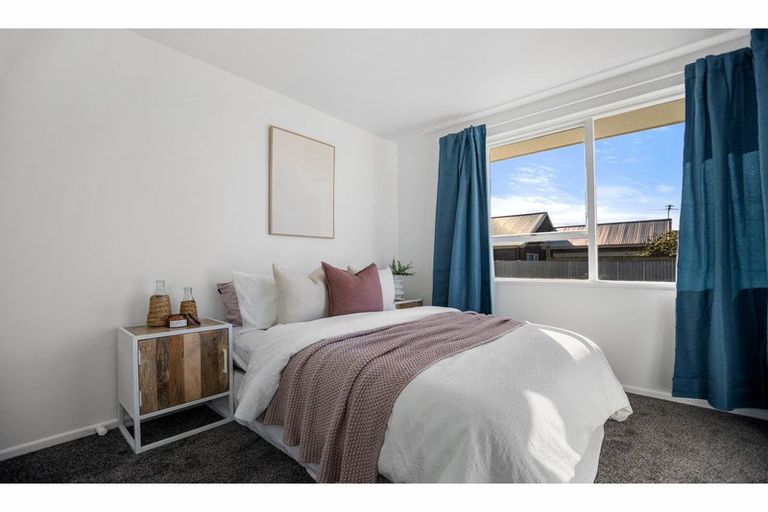 Photo of property in 8 Petries Road, Woodend, 7610