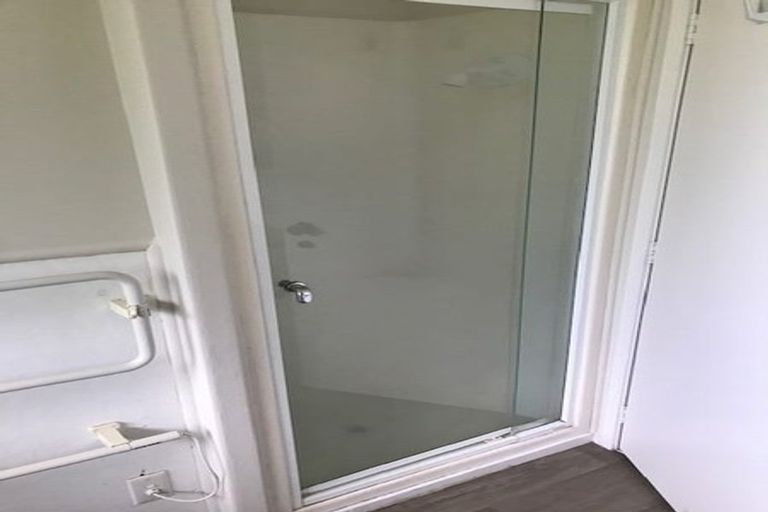 Photo of property in 43 Gilbass Avenue, Hamilton Lake, Hamilton, 3204