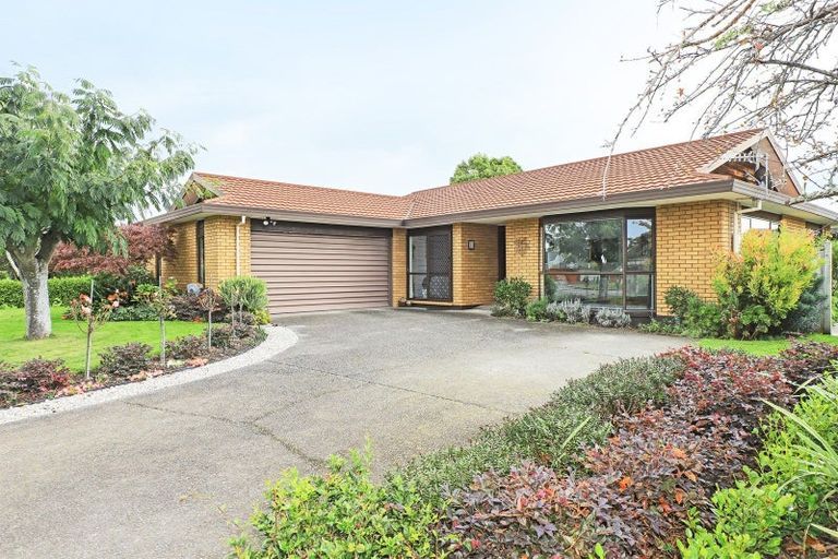 Photo of property in 3 Kensington Drive, Taradale, Napier, 4112