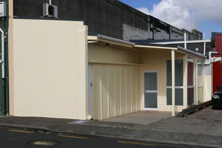 Photo of property in 20 Mclean Street, Strandon, New Plymouth, 4312