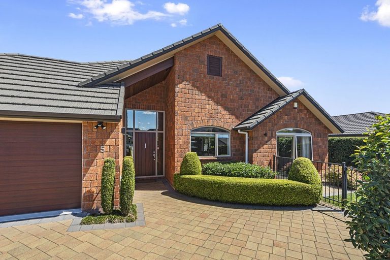 Photo of property in 5 Galahad Court, Rototuna North, Hamilton, 3210