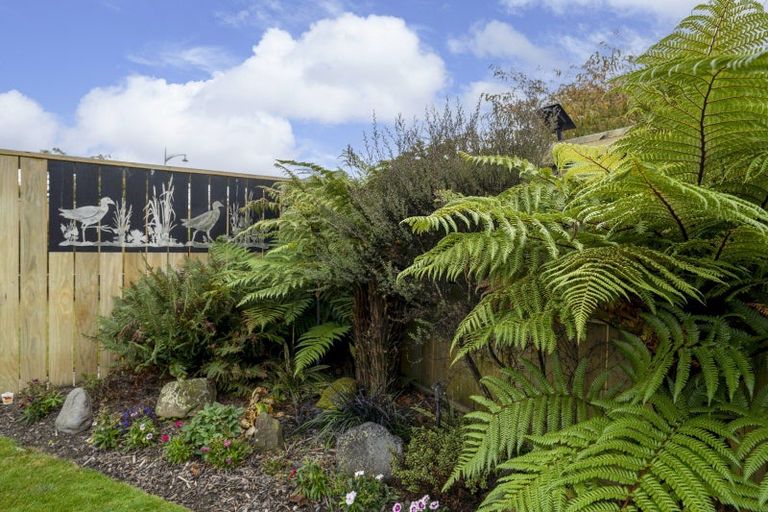 Photo of property in 15 Sutherland Drive, Kaiapoi, 7630