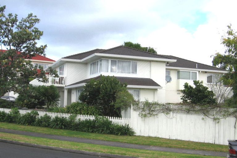 Photo of property in 9 Simmental Crescent, Somerville, Auckland, 2014