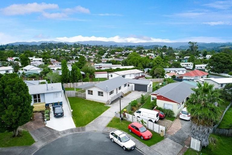 Photo of property in 9 Ohira Place, Henderson, Auckland, 0612