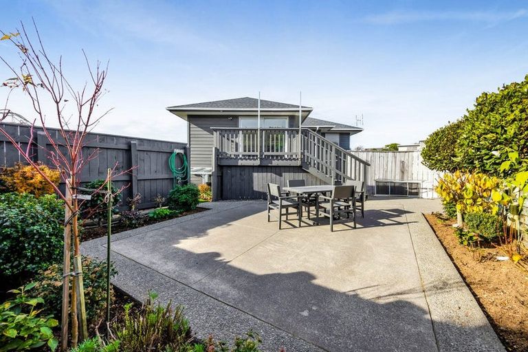 Photo of property in 85 Wallath Road, Westown, New Plymouth, 4310