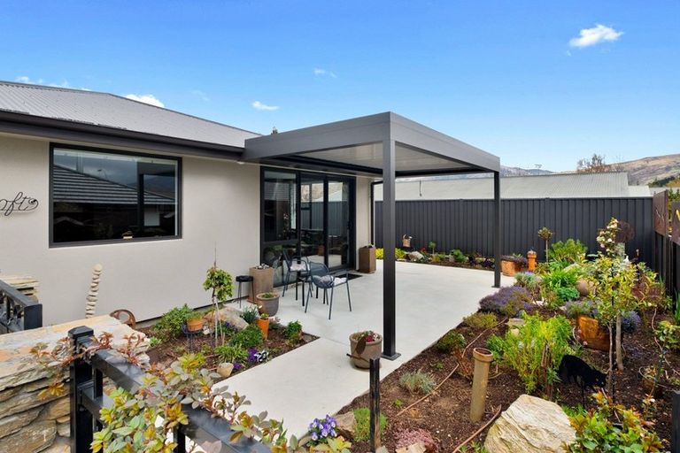 Photo of property in 110 Neplusultra Street, Cromwell, 9310