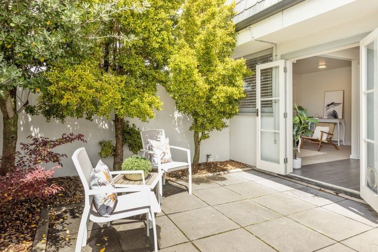 Photo of property in 138a Charles Street, Westshore, Napier, 4110