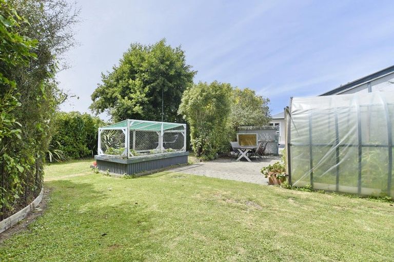 Photo of property in 25 Akaroa Street, Kaiapoi, 7630