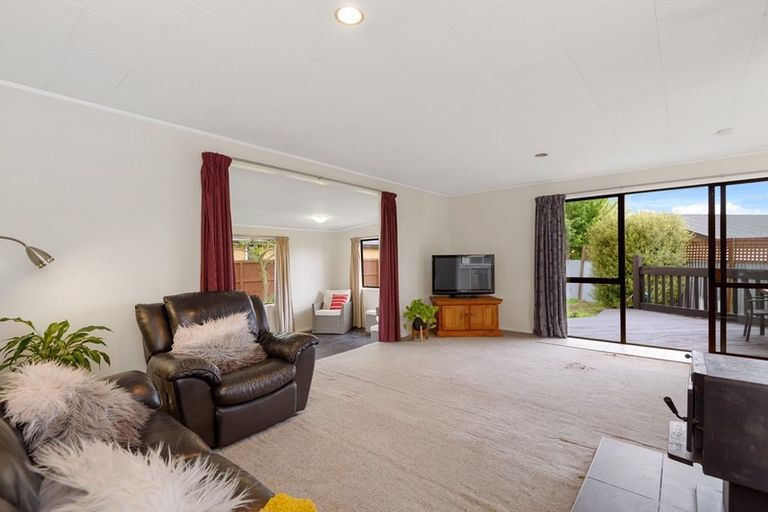 Photo of property in 44d Woodend Road, Woodend, 7610