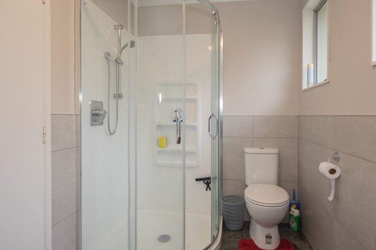 Photo of property in 1 Hollyburn Road, Hampden, 9410