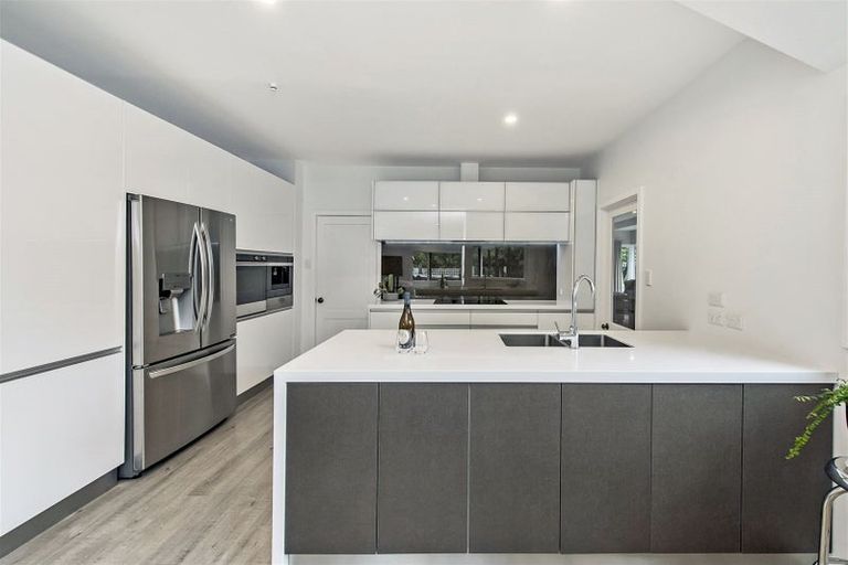 Photo of property in 36 Jacksons Road, Lyttelton, 8082