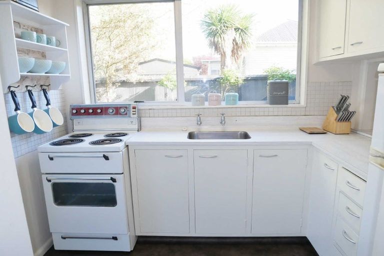 Photo of property in 1/292 Lyttelton Street, Spreydon, Christchurch, 8024