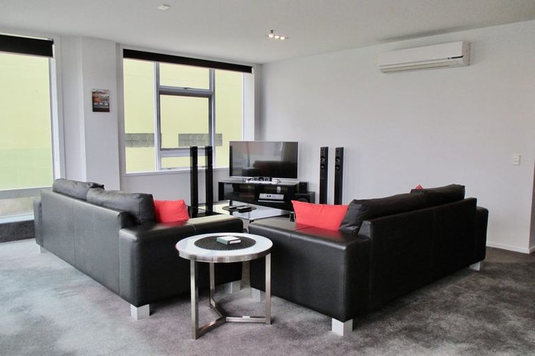 Photo of property in 22 Liardet Apartments, 104/22 Liardet Street, New Plymouth, 4310