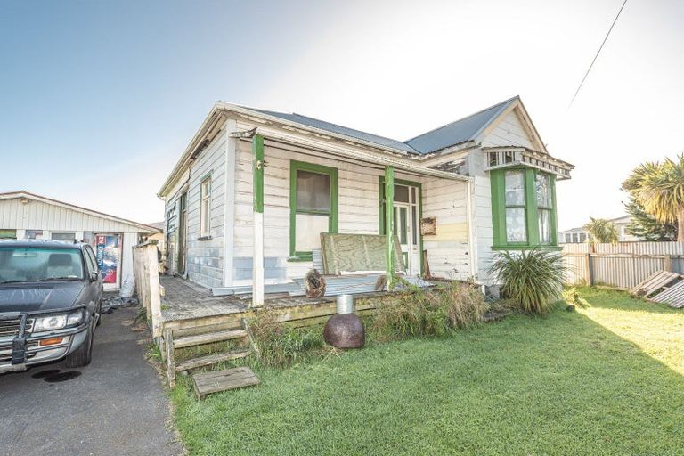 Photo of property in 484 Heads Road, Castlecliff, Whanganui, 4501