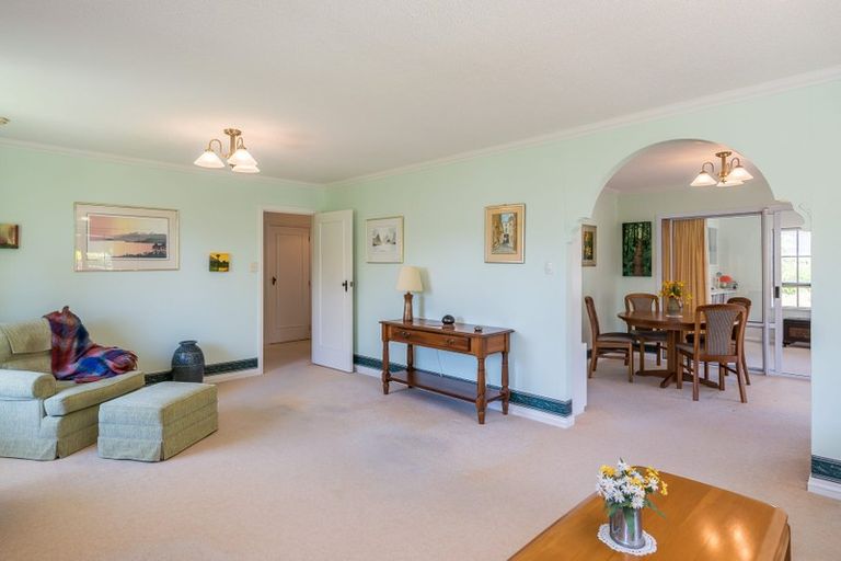 Photo of property in 16 Richmond Avenue, Waikanae, 5036
