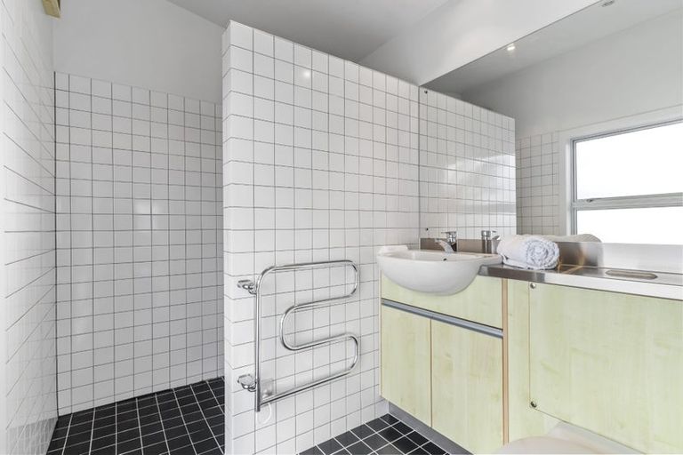 Photo of property in 10 Churchill Road, Cockle Bay, Auckland, 2014