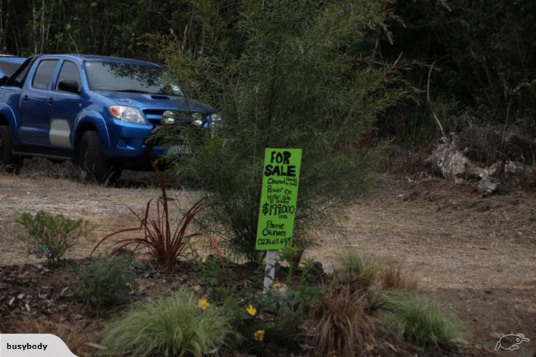 Photo of property in 8 Parawera Drive, Acacia Bay, Taupo, 3330