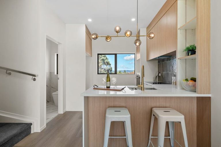 Photo of property in 3/22 Cherry Tree Place, Massey, Auckland, 0614