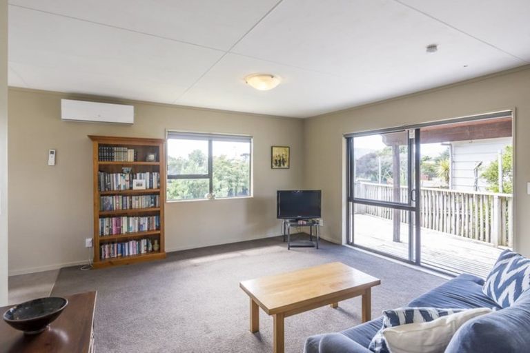 Photo of property in 42a Winton Street, Paraparaumu Beach, Paraparaumu, 5032