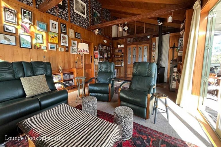 Photo of property in 71 Snodgrass Road, Westport, 7892