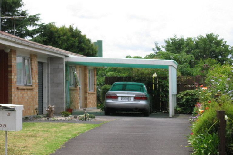 Photo of property in 25b Lidcombe Place, Avondale, Auckland, 1026