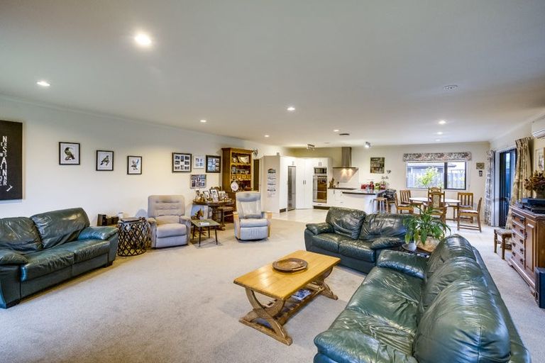 Photo of property in 3 Waitaha Place, Clive, 4102