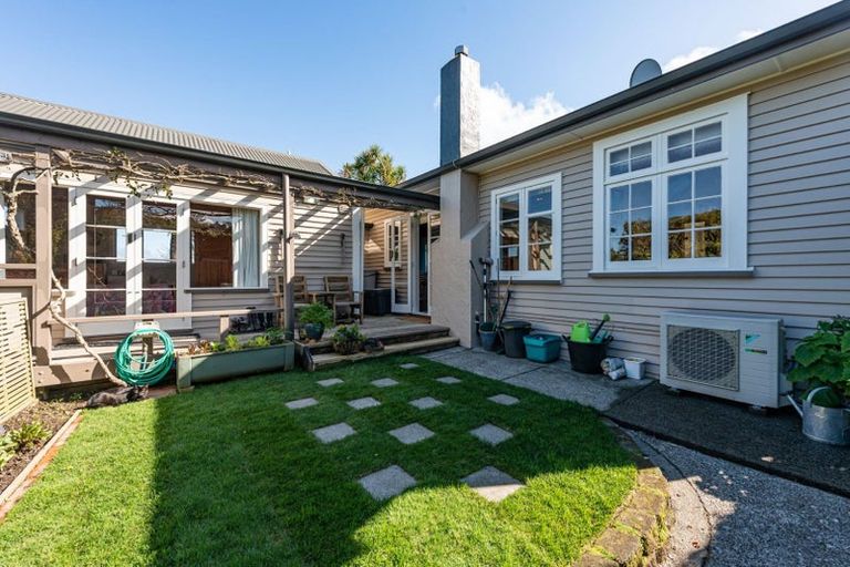 Photo of property in 4 Omar Street, Khandallah, Wellington, 6035