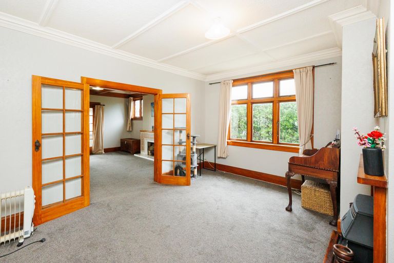 Photo of property in 8 Annandale Avenue, Takaro, Palmerston North, 4410