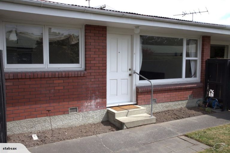 Photo of property in 4/7a Curletts Road, Sockburn, Christchurch, 8042