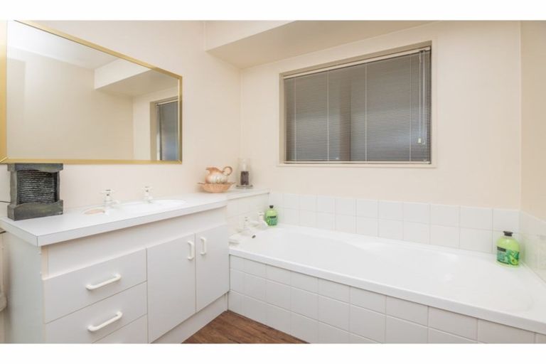 Photo of property in 35 Mclaughlins Road, Darfield, 7510