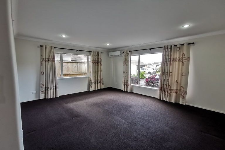 Photo of property in 5 Astelia Lane, Rototuna North, Hamilton, 3210