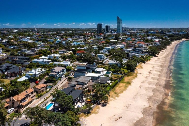 Photo of property in 7 Rarere Road, Hauraki, Auckland, 0622