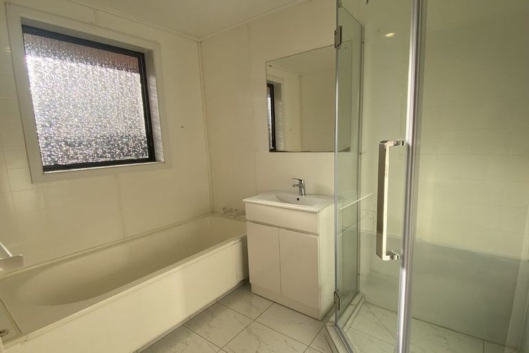 Photo of property in 1 Ribbonwood Place, Hillsborough, Christchurch, 8022