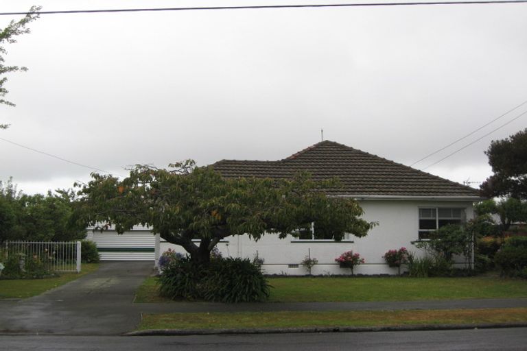 Photo of property in 182 Gayhurst Road, Dallington, Christchurch, 8061